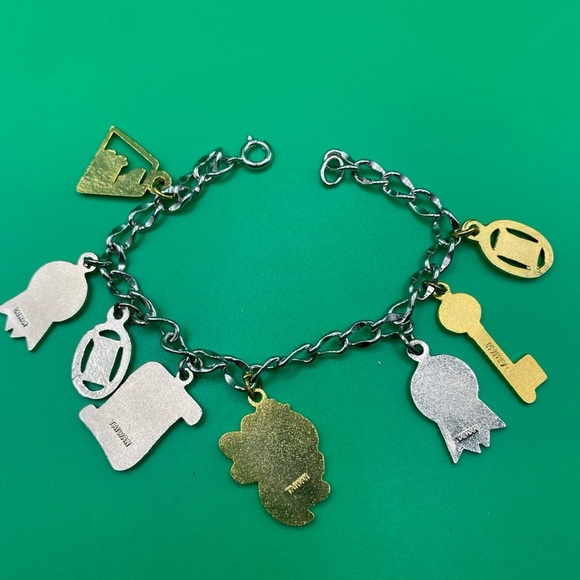 Vintage Topps Winners Charms Bracelet 7" - Picture 6 of 6